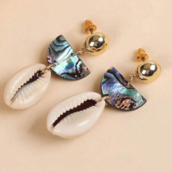 Bohemian seashell earrings N332 - Picture 1 of 4